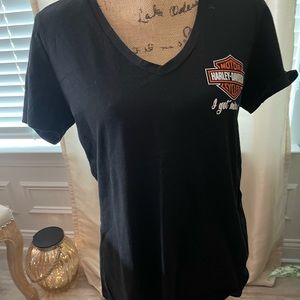 Harley Davidson short sleeve Tee with orange lettering, Simple